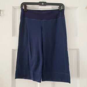 Lululemon Clam Digger Navy Blue